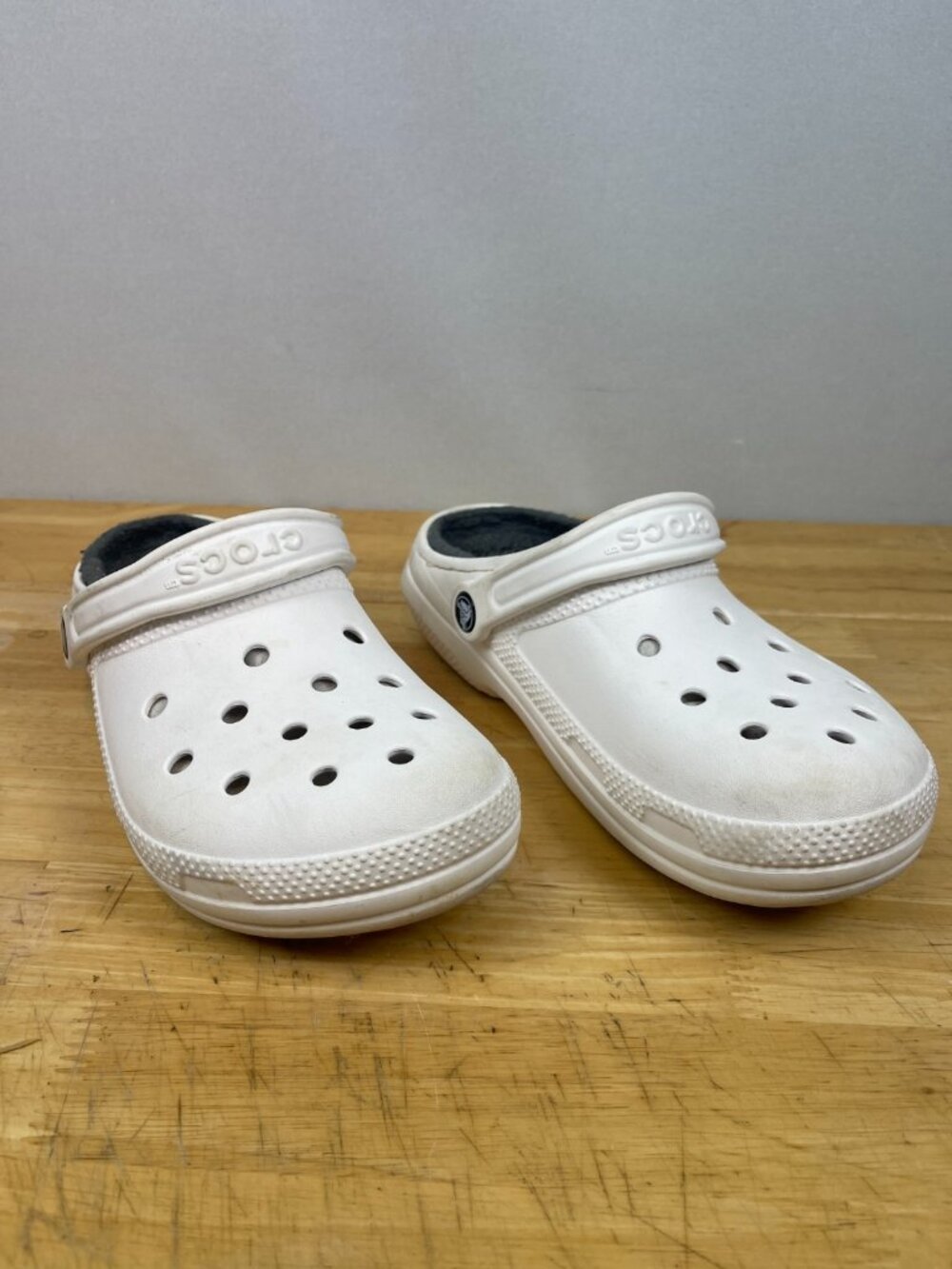 Crocs Classic Lined Clogs White Faux Fur Women's 8 Men's 6 EU 39-40 203591